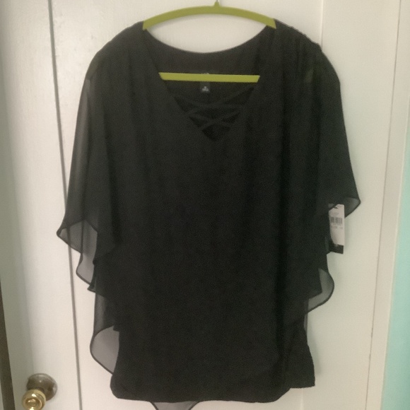 NWT Women’s Black Bat-Wing Top, Size 1X - Picture 1 of 7